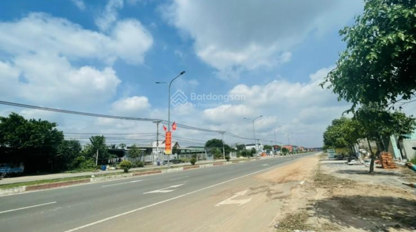 Bán 2 lô đất MT Nguyen Van Linh TTHC chơn Thành Bình Phươc