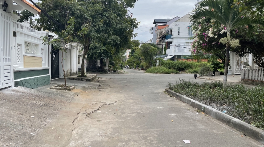 Bán lô đất 250m Đs 27 Hiệp Bình Chánh, TP Thủ Đức Hcm