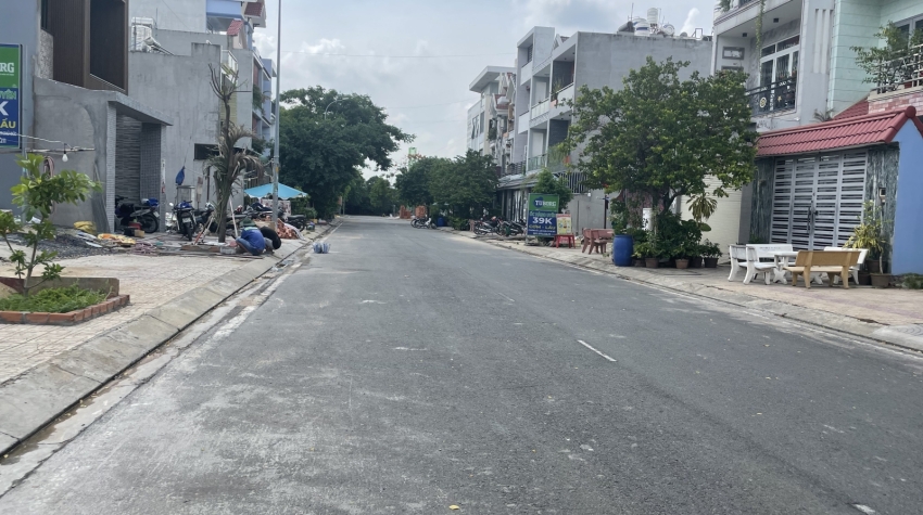 Bán nhà  8x14 Phạm văn Đồng, phường 11, bình thạnh giá rẻ
