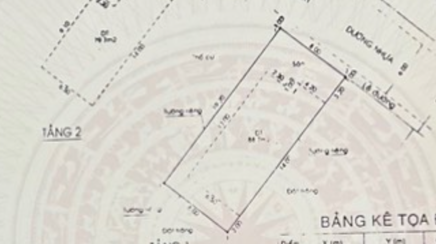 Chủ nhà cần bán căn biệt thụ đẹp đối diện công viên 7,7x18 nha 3 lầu