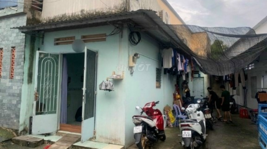 -Cần bán dãy nhà trọ hẻm 4m đường số 6 p. Linh Xuân Q. Thủ Đức.