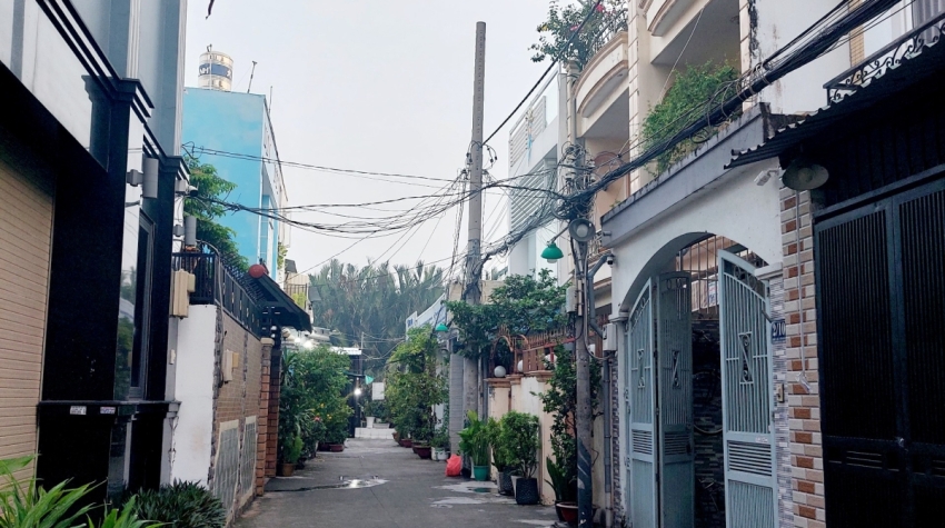 Nhà bán chính chủ  Đường số 79, phường Tân Quy, Quận 7. Diện tích: 4m x 16m